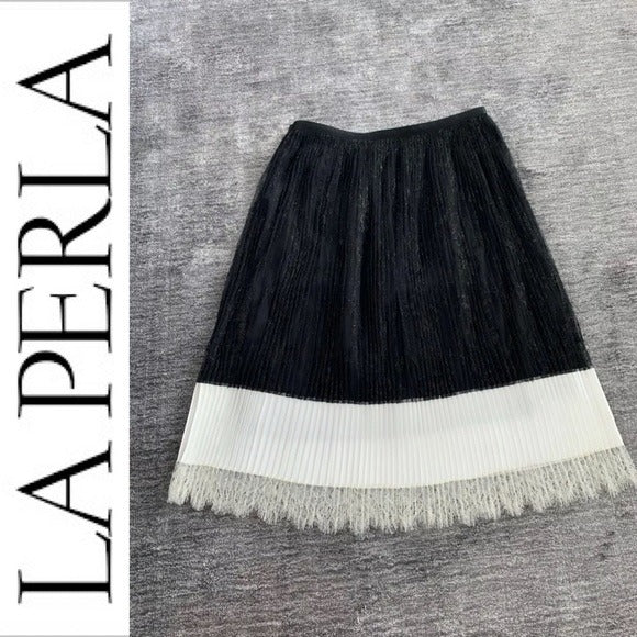 LA PERLA Lace Black Skirt with Lace Trim Sz 8 NWT – Lillynbloom