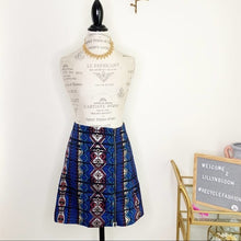 Load image into Gallery viewer, J.CREW Women&#39;s Blue Zip Jacquard Mini Skirt Size 2
