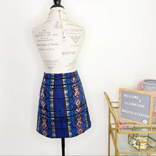 Load image into Gallery viewer, J.CREW Women&#39;s Blue Zip Jacquard Mini Skirt Size 2
