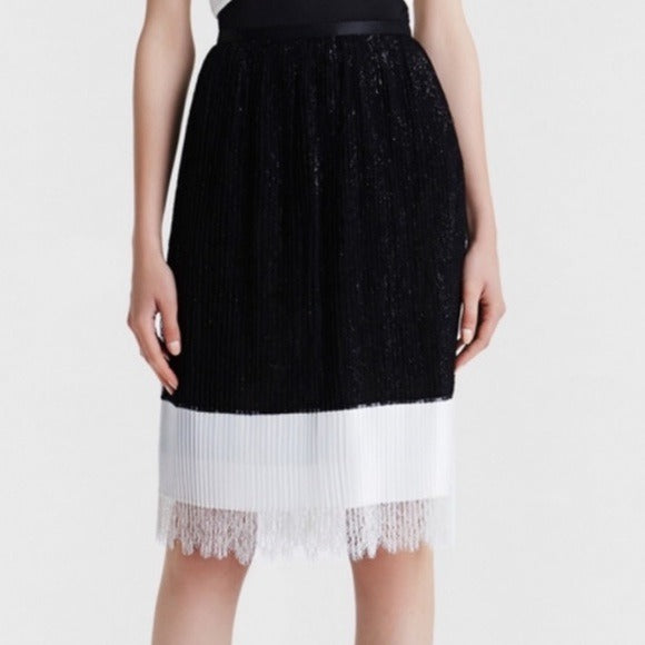 LA PERLA Lace Black Skirt with Lace Trim Sz 8 NWT