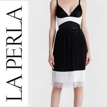 Load image into Gallery viewer, LA PERLA Lace Black Skirt with Lace Trim Sz 8 NWT
